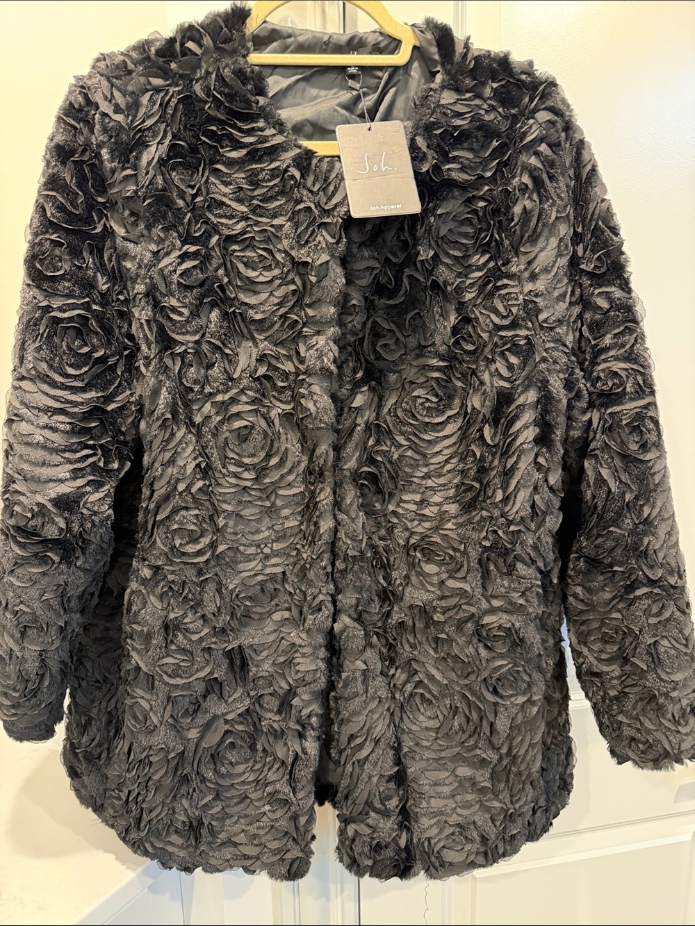 Joh Black Rosette Teddy Jacket